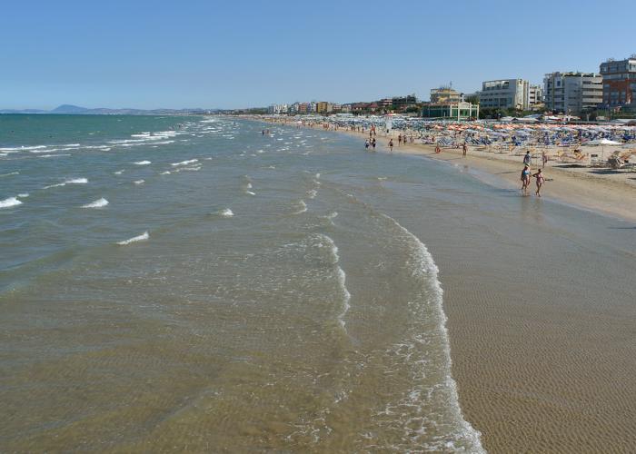 hotelturistica it spiaggia-e-bambini 008